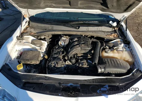 2017 Chrysler 300C z USA, uszkodzony, nr VIN 2C3CCAEG2HH586700